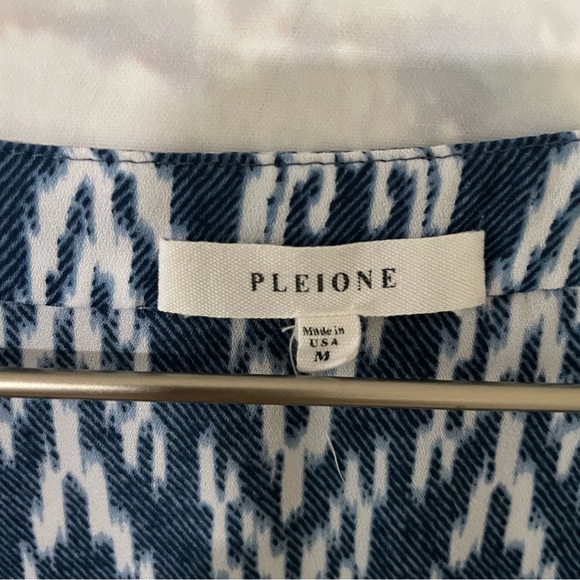 Pleione | V-Neck Geometric Print Cap Sleeve Blouse - Picture 6 of 6